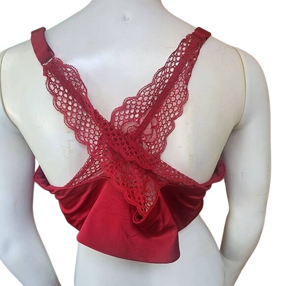Ambrielle Plunge Red Crossback Underwire Bra (42D) - Picture 4 of 5